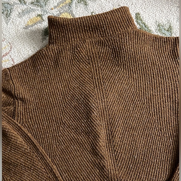 Sweater bundle - Picture 4 of 7